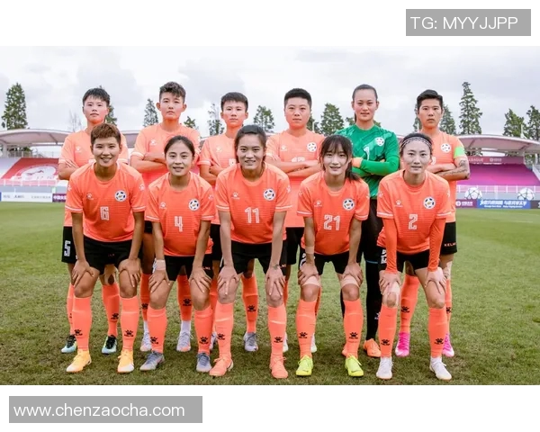 上海足球队强势领跑锦标赛积分榜成功斩获100分展现冠军实力 上海足球队强势领跑锦标赛积分榜成功斩获100分展现冠军实力